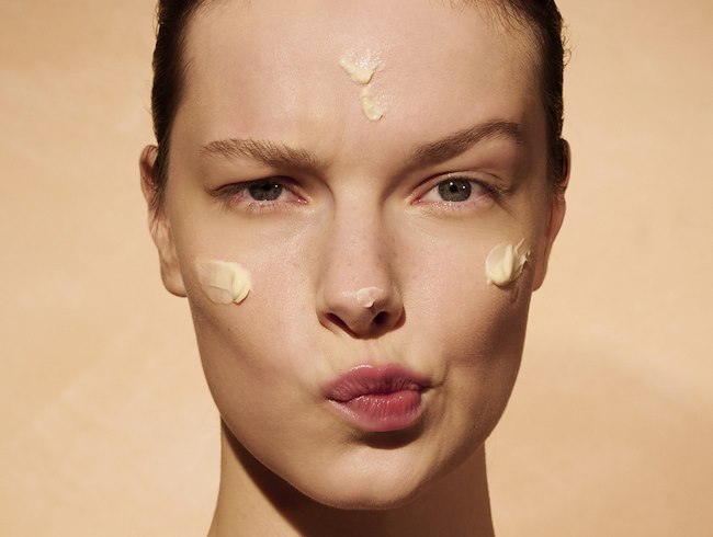 AWAY SPA® X OMOROVICZA